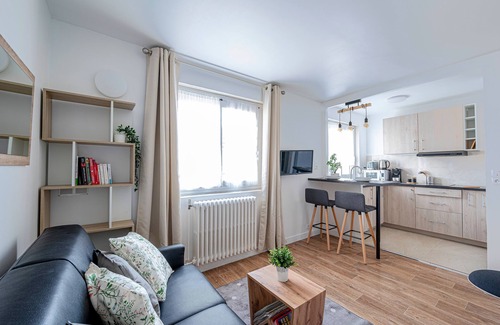 Poissy Apartment | Le Lys - Studio proche Gare de Poissy