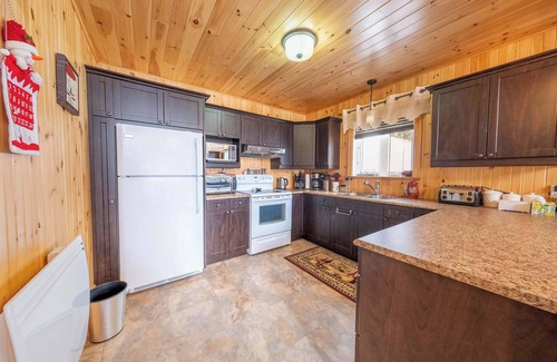 Saint-Philemon Ski Chalet | Le Mésange | Nature, Calm & Modern Comfort