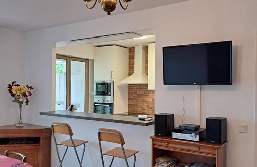 Gares Apartment | "Le Majestic" Very large T2 Clim & Fibre 5 min from St Roch station downtown