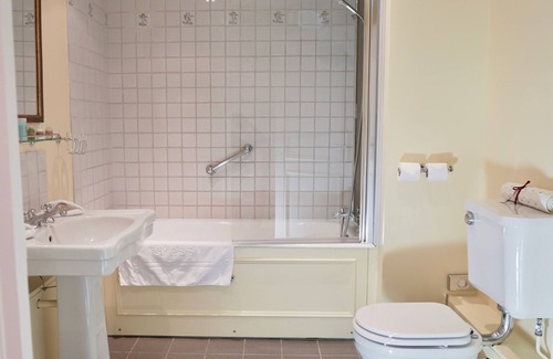 Gressy Hotel | Le Manoir De Gressy