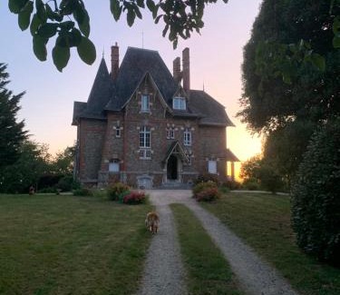 Bouere House | Le Manoir des Rochers