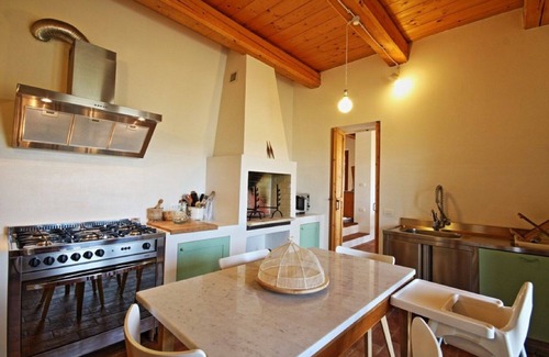 Montelabbate Apartment | Le Marche | Stylish luxury accommodation in the countryside great view and pool
