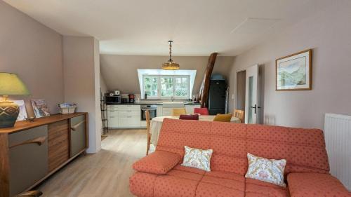 Pont-et-Massene House | Le Mariotte et le Pralat