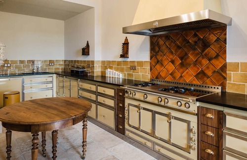 Fourques House | Le Mas Caladoc – Luxury Retreat with Private Spa in Provence