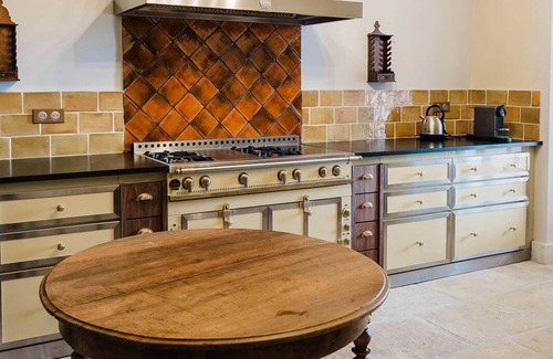 Fourques House | Le Mas Caladoc – Luxury Retreat with Private Spa in Provence