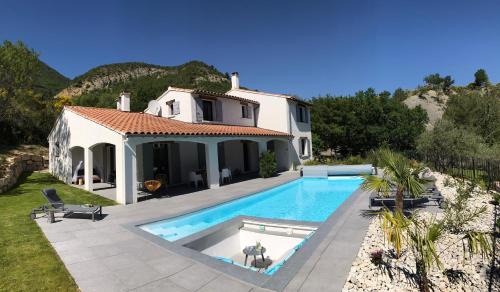 Saint-Ferreol-Trente-Pas Villa | Le Mas des Doux Instants