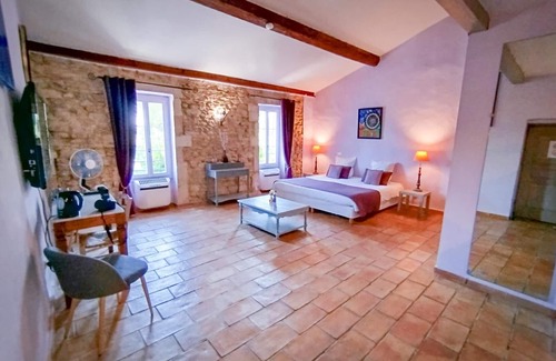 Ledenon Bed & Breakfast | Le Mas De Gleyzes