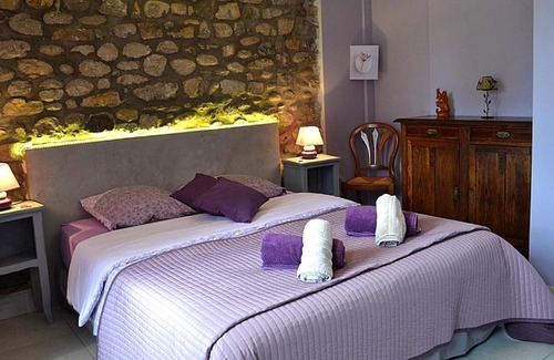 Saint-Alban-sous-Sampzon Bed & Breakfast | Le Mas de la Colombe