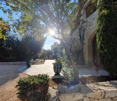 Blauzac Bed & Breakfast | Le Mas des Aires - Chambres d'Hôtes - Blauzac -Uzès - Pont du Gard