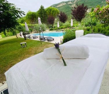 Roche-Saint-Secret Bed & Breakfast | Le Mas du Père Jean