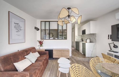 Garrigues Apartment | Le Mas Emeraude ~ Garden ~ Parking ~ A/C