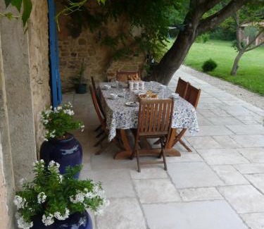 Crillon-le-Brave Bed & Breakfast | Le Mas Saint Jacques