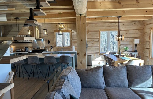 Les Collines-de-l'Outaouais Regional County Municipality Ski Chalet | Le Massif de Cascade