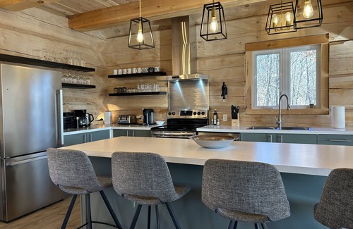 Les Collines-de-l'Outaouais Regional County Municipality Ski Chalet | Le Massif de Cascade