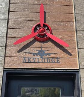 Saint Come Ski Chalet | Le Maximus New Build Spa & Outdoor Fun