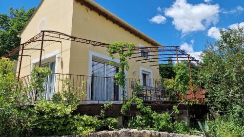 Blauzac House | Le Mazet Joséphine