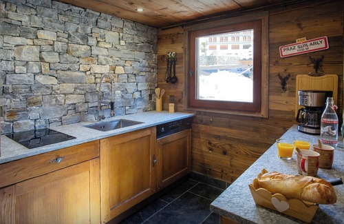 La Giettaz Ski Chalet | Le Mazot de la Caillère - cosy chalet for 4 with sauna - OVO Network