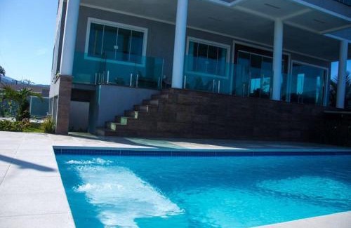 Jacone House | Le Meridian Beach house