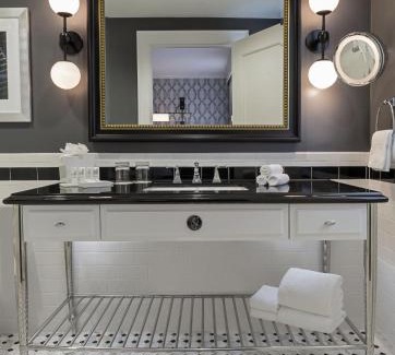 Uptown Hotel | Le Meridien Dallas, The Stoneleigh