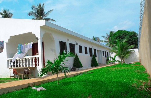 Lome House | Le Miami - Bright, modern apartment with WIFI