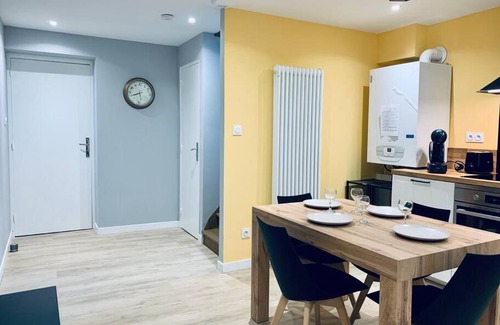 Quartier Francisco-Ferrer - Landry - Bourgeois - Poterie Apartment | Le Mimosa, Maison-Jardin dans Rennes- 2 chambres