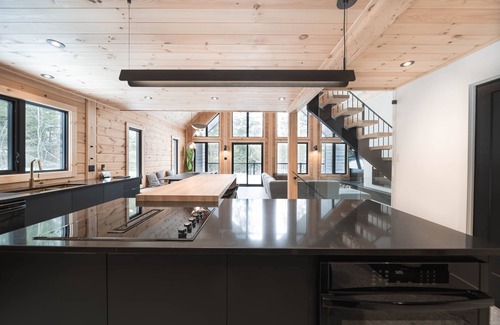 Amherst Ski Chalet | Le Mitik Kanata Tremblant 224