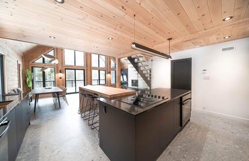 Amherst Ski Chalet | Le Mitik Kanata Tremblant 224