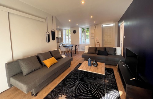 Montlucon Apartment | Le Modern Design