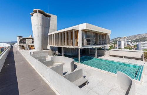 Sainte-Anne Apartment | Le Modulor - Duplex unique vue mer Marseille