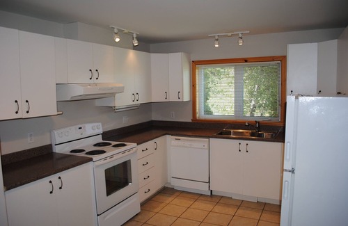Sutton Apartment | Le Montagnard – Auberge/Hôtel & chalets
