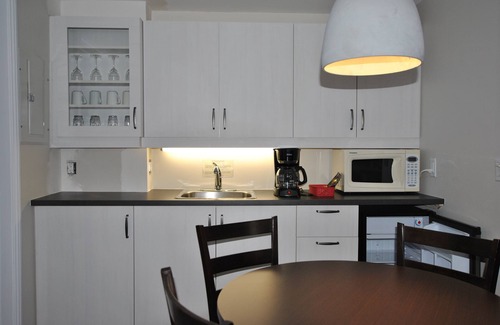 Sutton Apartment | Le Montagnard – Auberge/Hôtel & chalets
