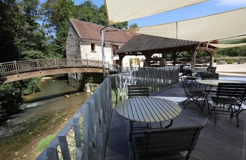 Mezy-Moulins Hotel | Le Moulin Babet