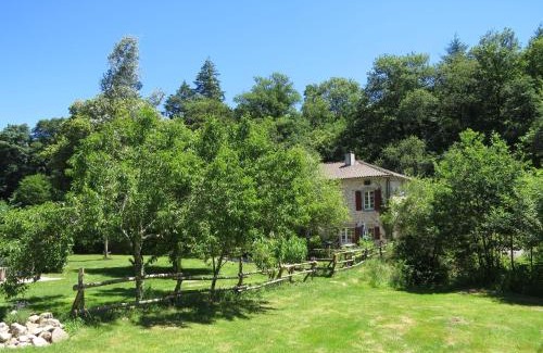 Pensol House | Le Moulin de Pensol - Gites