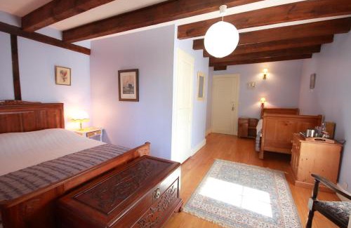Pensol House | Le Moulin de Pensol - Gites