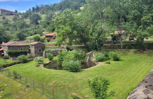 Saint-Arcons-d'Allier Bed & Breakfast | le moulin
