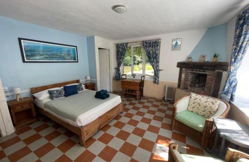 Campeaux House | Le Moulin L'Eveque