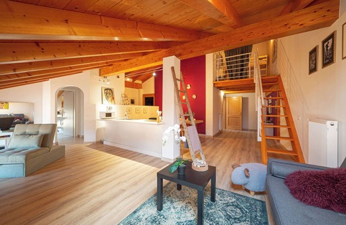 Comano Terme Apartment | LE MUSE COMANO TERME HOLIDAY PENTHOUSE