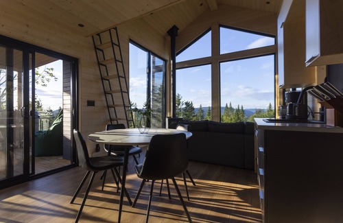 Lac Beauport Ski Chalet | Le Nørr - Maelström (CITQ #302901)