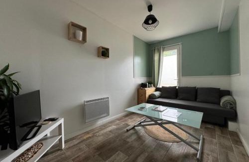 Gambais House | LE NID - Charmante petite maison avec balnéo