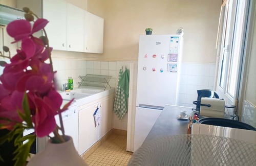 Thiais Apartment | Le Nid de Basch awaits you! Located in a residential area in the commune of Thiais.
