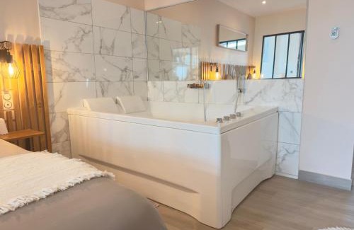 Faubourg-Raines Apartment | Le Nid de la Chouette - Gare & Cité by Apparts Spa Dijon