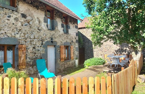 Bromont Cottage | Le nid du Bouvreuil Entre Sioule et Volcans D'auvergne