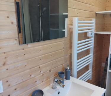 Saint-Julien-sur-Cher Ski Chalet | Le Nid en Bois