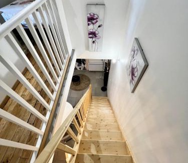 Marigny-le-Lozon Apartment | Le Nid Marignais - Duplex au cœur du centre-ville