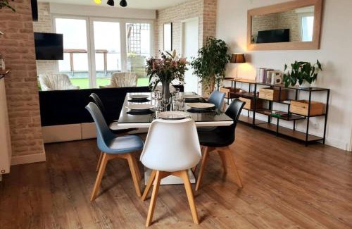 Ranzay-Grand Clos Apartment | Le Nid : Rooftop moderne surplombant la ville