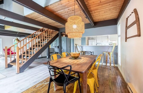 Beaupre Ski Chalet | Le Nid | Terrace & BBQ | Swimming pool & Sauna | AC | Indoor Fireplace