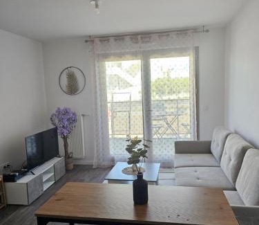 Villiers-le-Bel Apartment | Le Nid Urbain