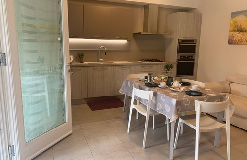 Peschiera del Garda House | Le Noir appartment