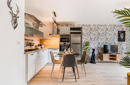 Saint-Priest Apartment | Le Nouveau Monde - Appartement Chic et Confortable