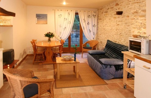 Saint-Martin-sous-Montaigu House | Le Pressoir - SAINT-MARTIN-SOUS-MONTAIGU